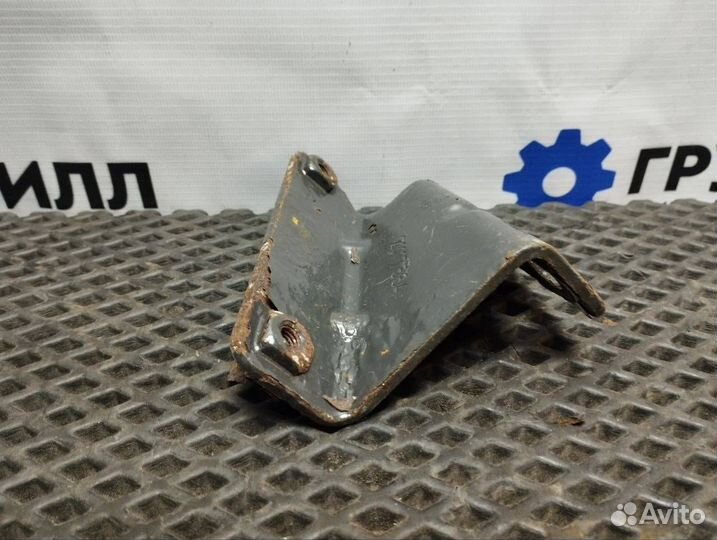 Кронштейн (крепление) Volvo FH4 21117564