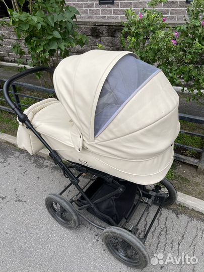 Продается детская коляска люлька bebizaro Classic
