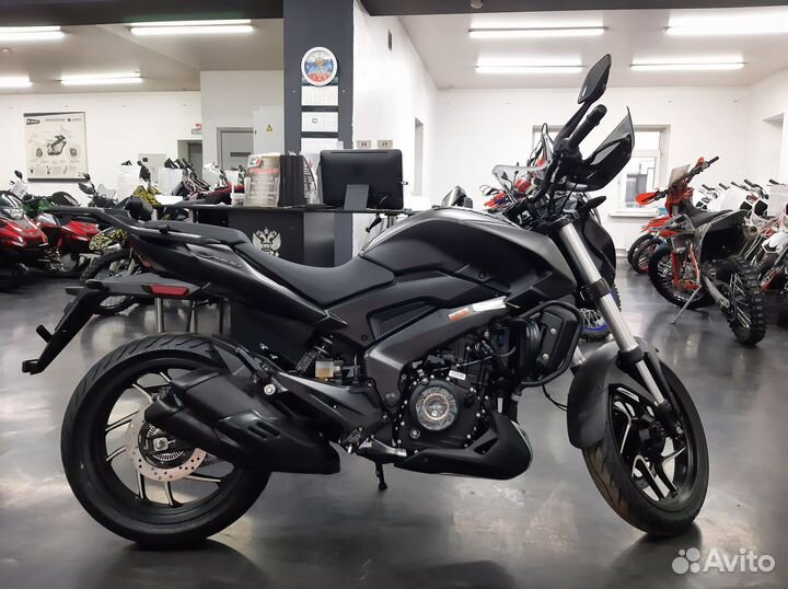 Мотоцикл bajaj dominar 400 touring