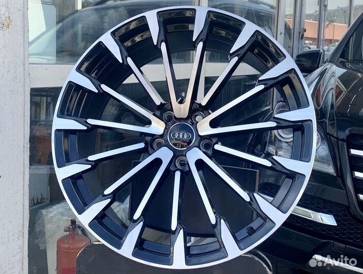 Дтски Ауди А4 А5 А6 А7 А8 r18 5/112