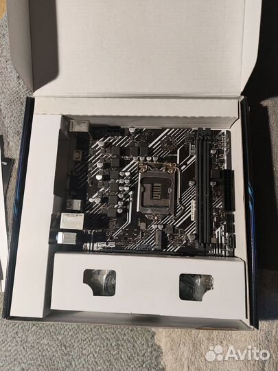 Комплект: мат плата процессор и оперативка