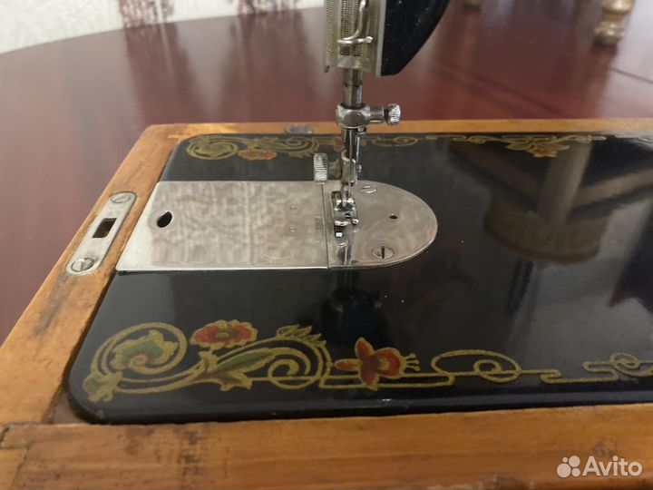Швейная машинка