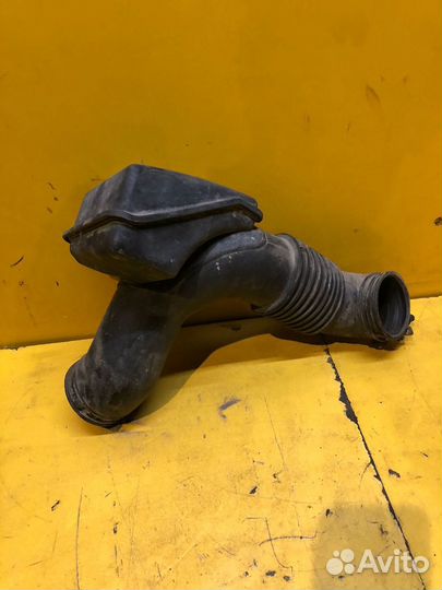 Патрубок воздушного фильтра Hyundai Sonata NF 5 20