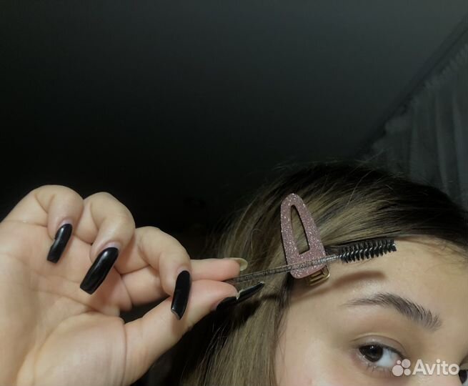 Мастер бровист