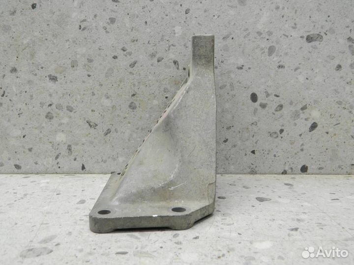 Кронштейн двигателя правый Infiniti EX/QX50 J50 20