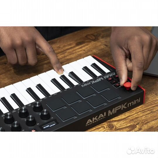 Midi-клавиатура akai PRO MPK mini MK3