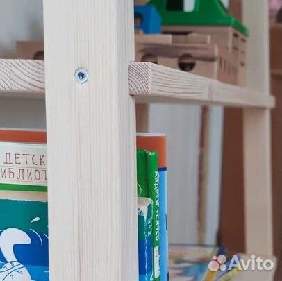 Полка стеллаж для детского творчества Монтессори