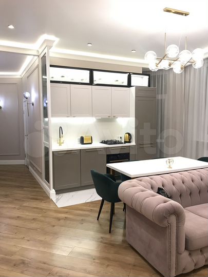 3-к. квартира, 94 м², 4/8 эт.