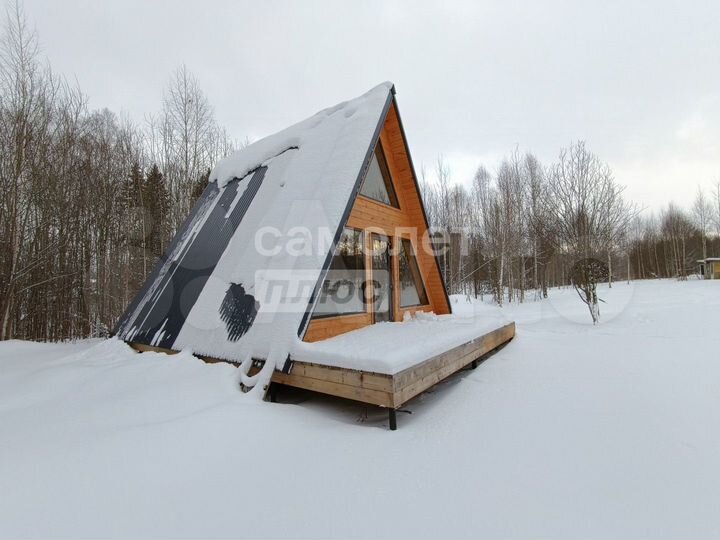 Дом 1500 м² на участке 12 га