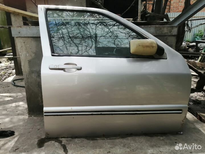 Передняя правая дверь chery amulet a15