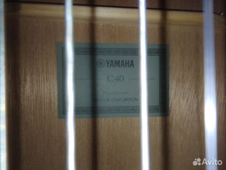 Классическая гитара yamaha c40