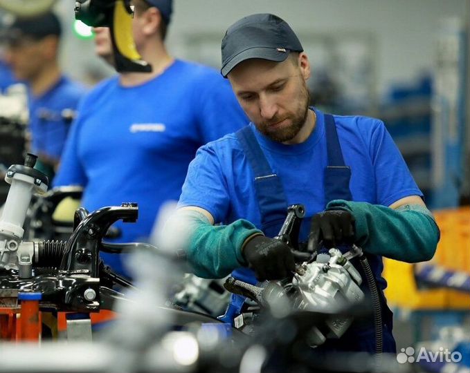 Сборщик деталей на завод спецтехники