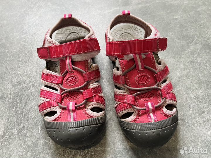 Сандалии для девочки 28