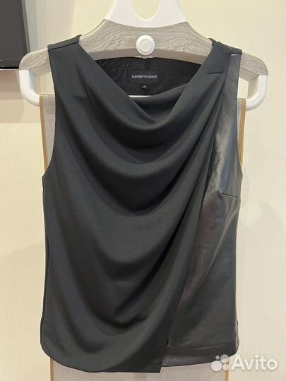 Топ женский Emporio Armani