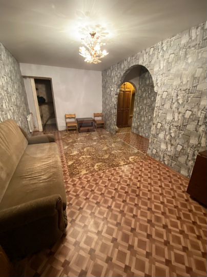 1-к. квартира, 33 м², 4/4 эт.