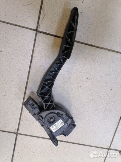 Педаль газа Land Rover Freelander 2