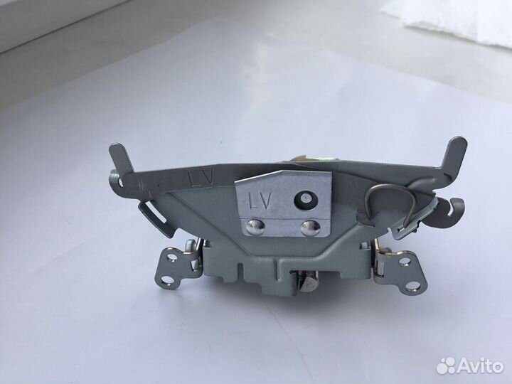 Детали шторки и стекла «линзы« от правруль AL-3