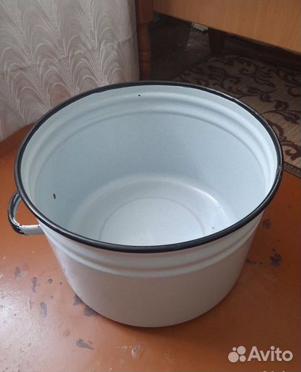 Кастрюля эмалированная 20 л