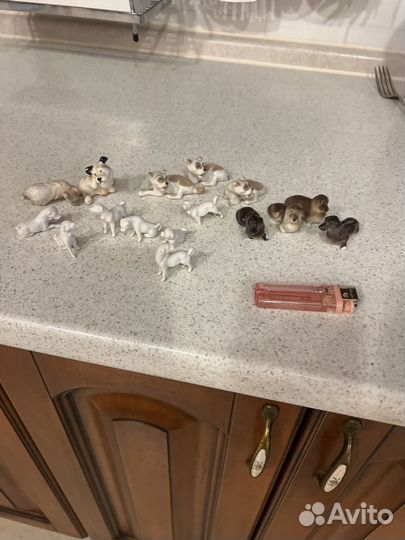 Фигурки собак