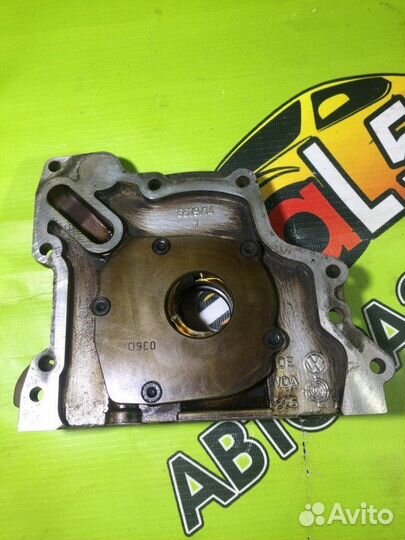 Насос масляный Volkswagen Caddy (2K) Iii