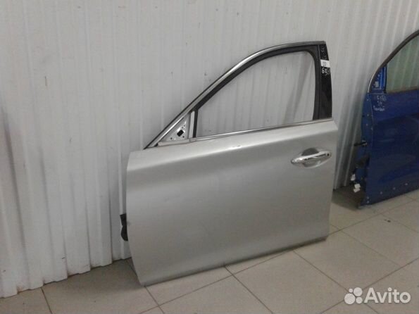 Передняя левая дверь Инфинити Q50