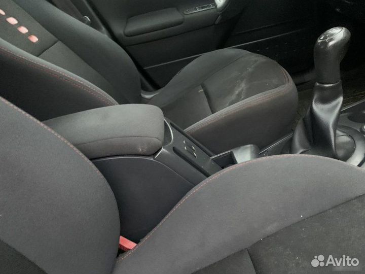 Подлокотник Renault Megane 2