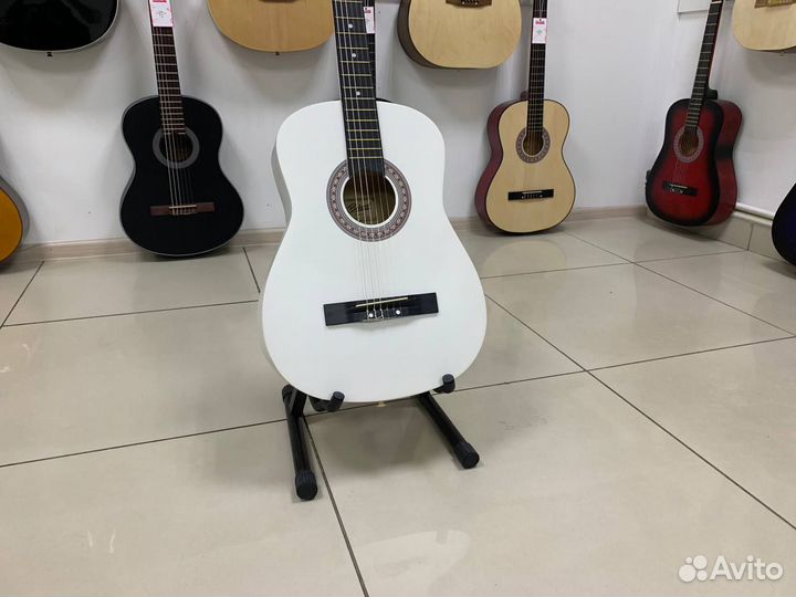 Классическая гитара (38) белая - новая