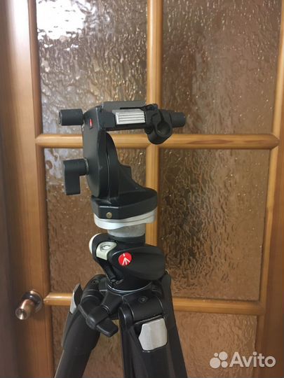 Штатив manfrotto 055 xprob + голова 700rc2