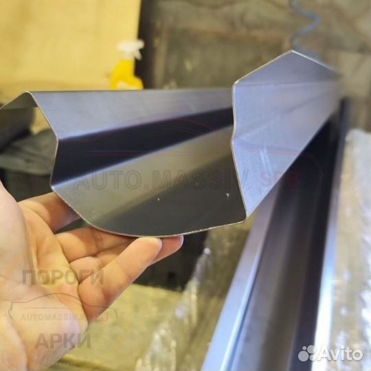 Пороги ремонтные Mitsubishi Delica 4 и др