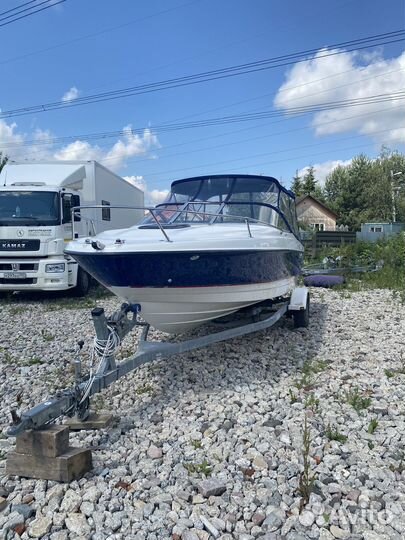 Продается катер Bayliner 210 CU (2004 года)