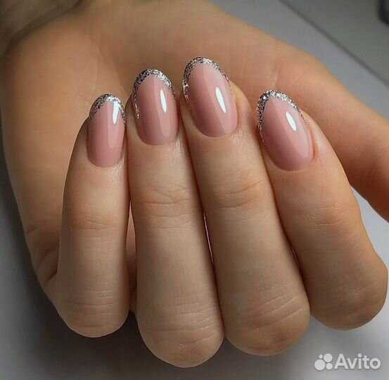 Маникюр и педикюр