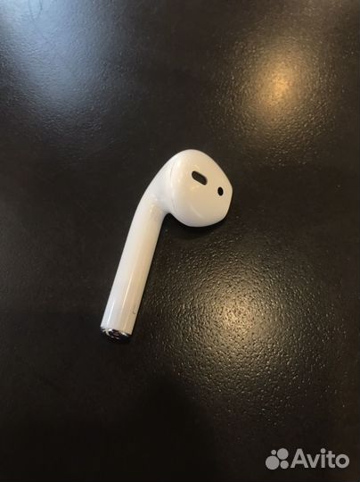 AirPods 2 наушник левый