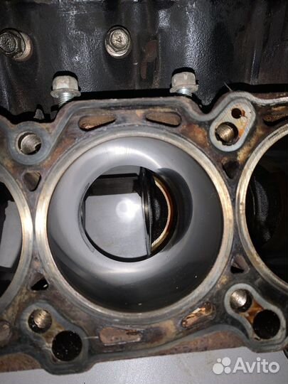 Блок цилиндров 6g75 pajero 4 3.8