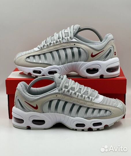 Nike Air Max Tailwind 4 Black x White