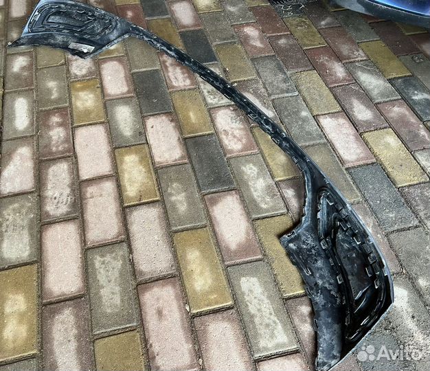 Диффузор на задний бампер audi q8