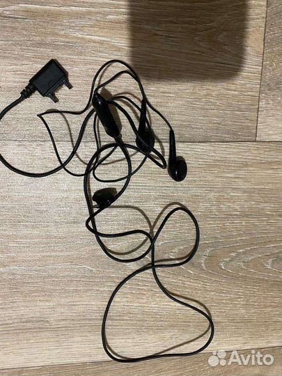 Наушники