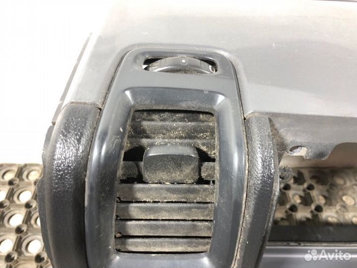 Панель торпедо Scania G380