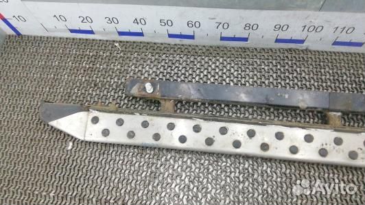 Подножка внешняя декоративная toyota RAV 4 ZSA3 (1