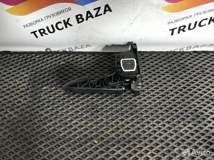 Педаль газа