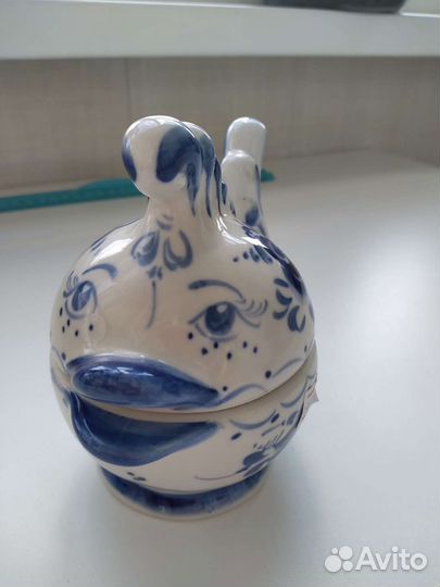 Икорница гжель