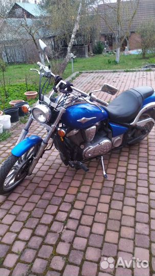 Kawasaki vn 900 custom