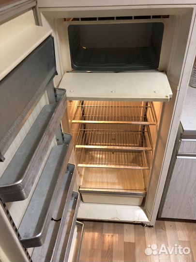 Холодильник ЗИЛ