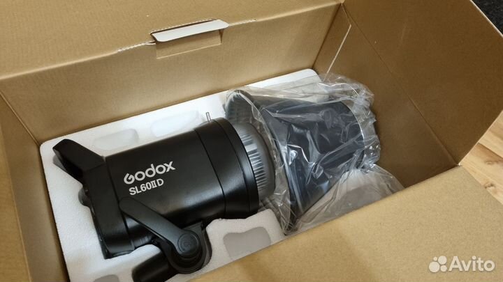 Осветительная лампа Godox SL60IID