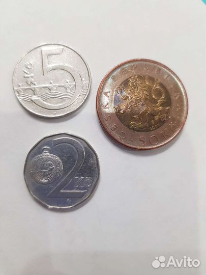 Монеты рубль, крона, лира
