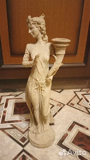 Статуэтка, подсвечник