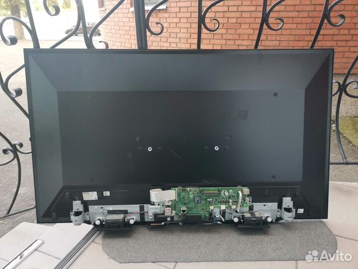 Телевизор Sony KDL-40WD653 (Разбор)(По запчастям)