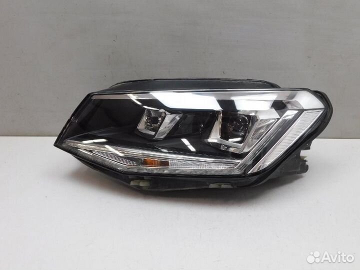 Фара левая Volkswagen Caddy