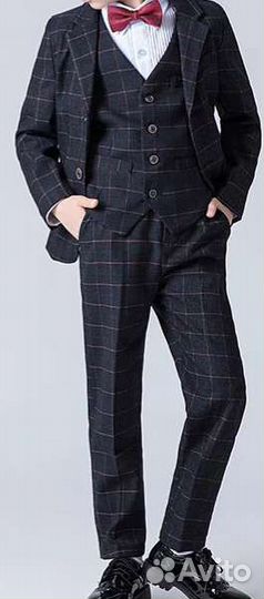 Костюм тройка для мальчика 128