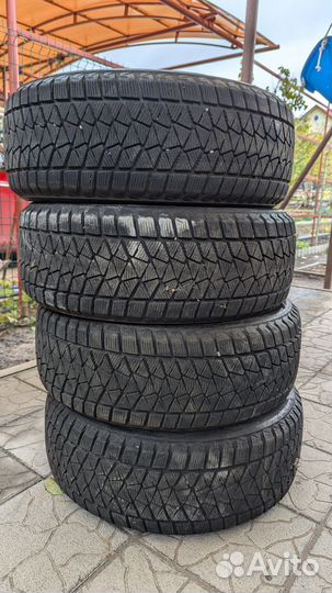 Bridgestone Blizzak DM-V2 225/55 R18