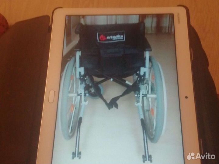 Уличная,инвалидная кресло -коляска с ручным привод